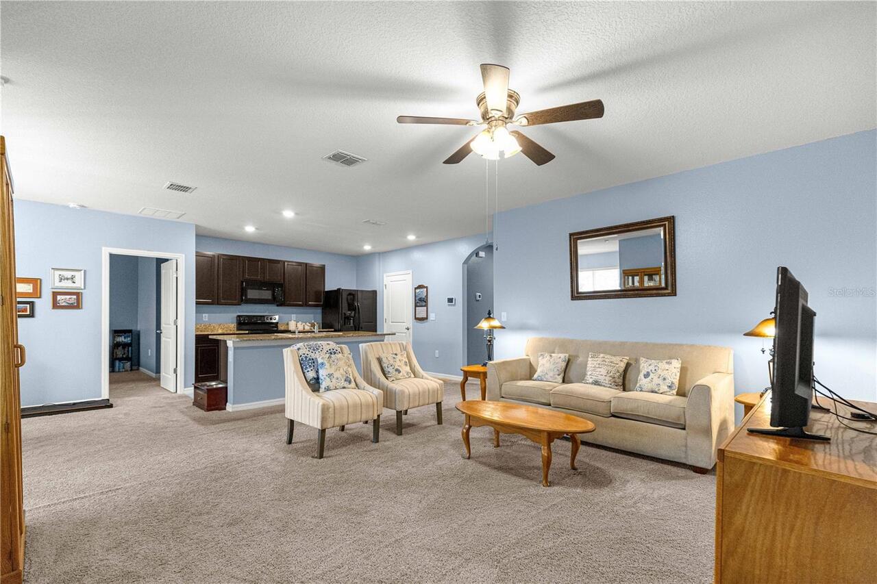 Listing Photo 9