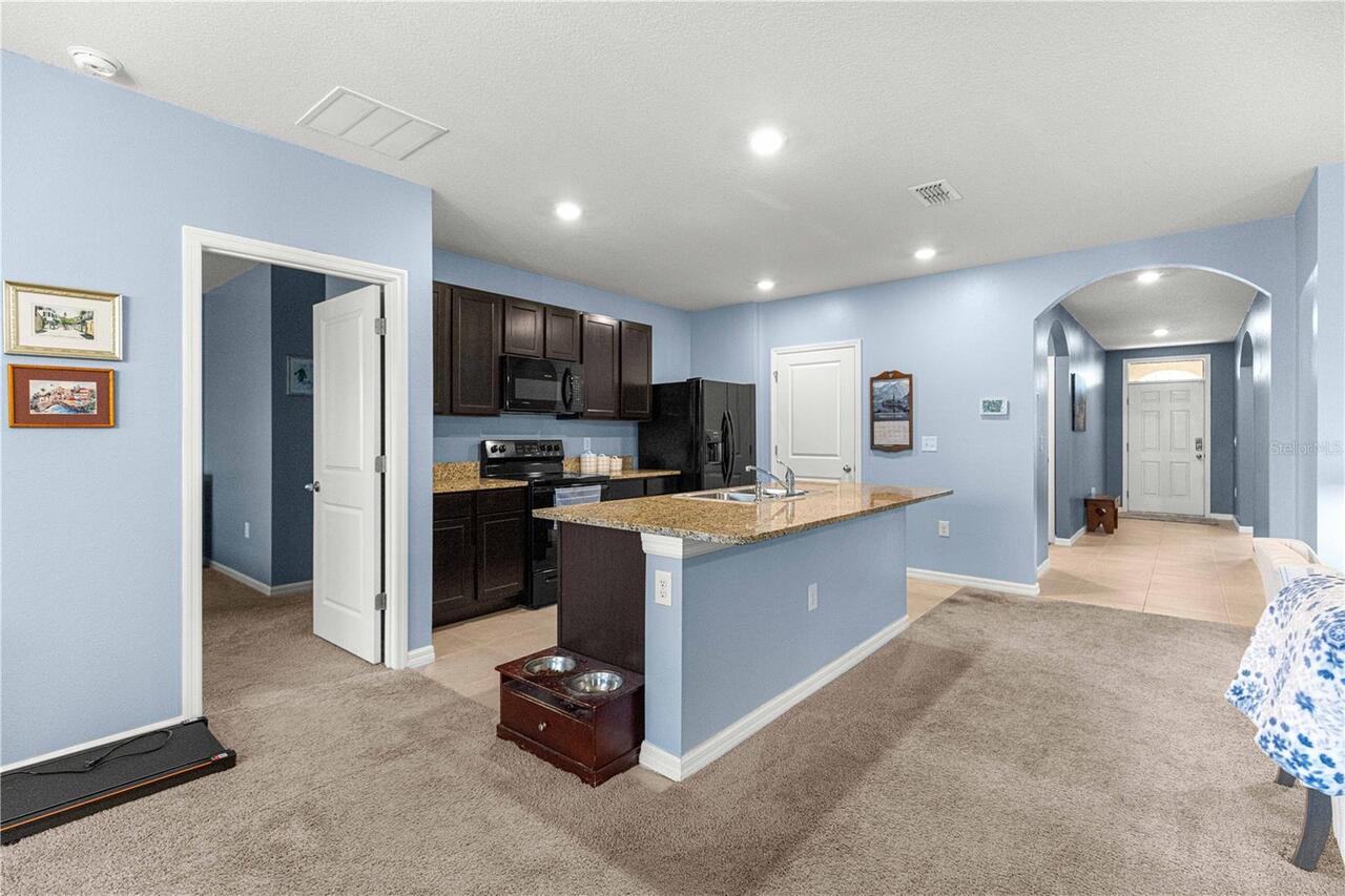 Listing Photo 10