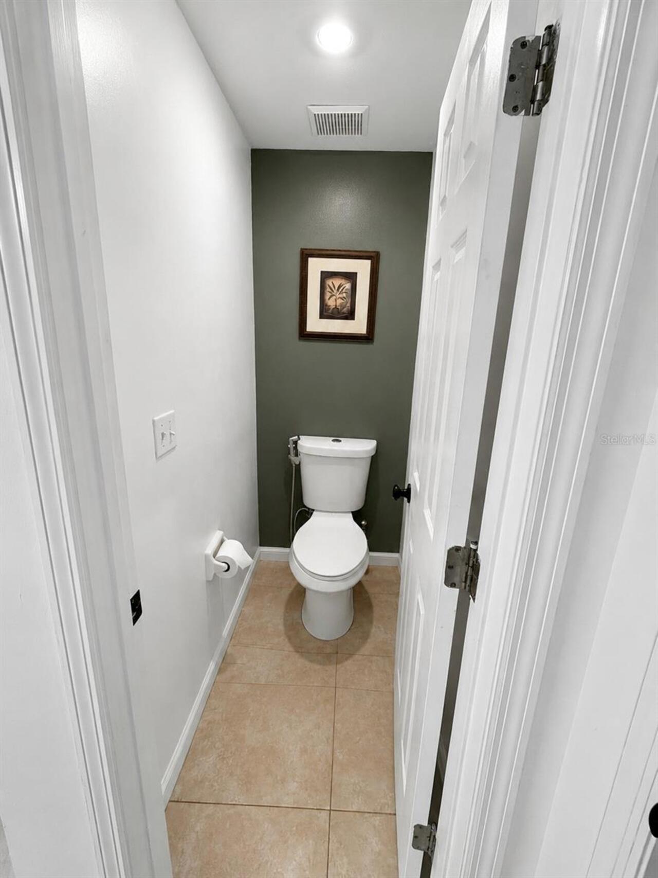 Listing Photo 14