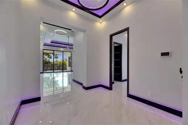 Listing Photo 17