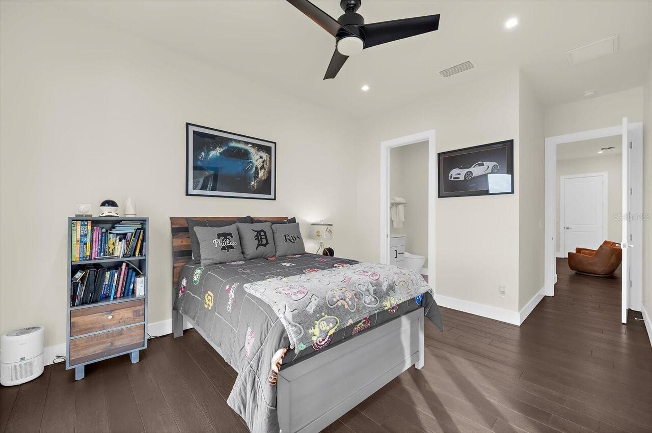 Listing Photo 52