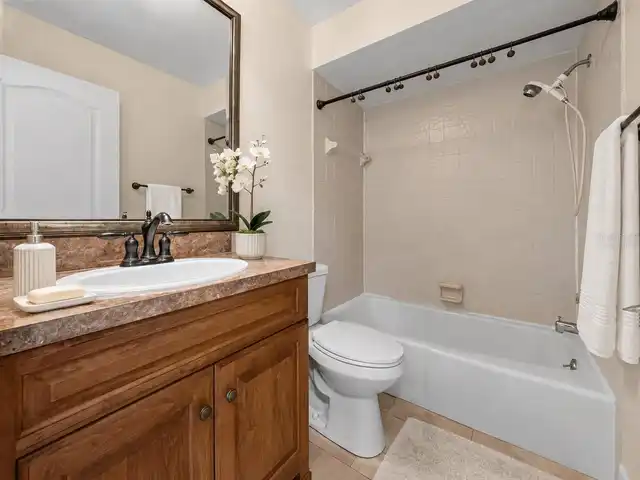 Listing Photo 23