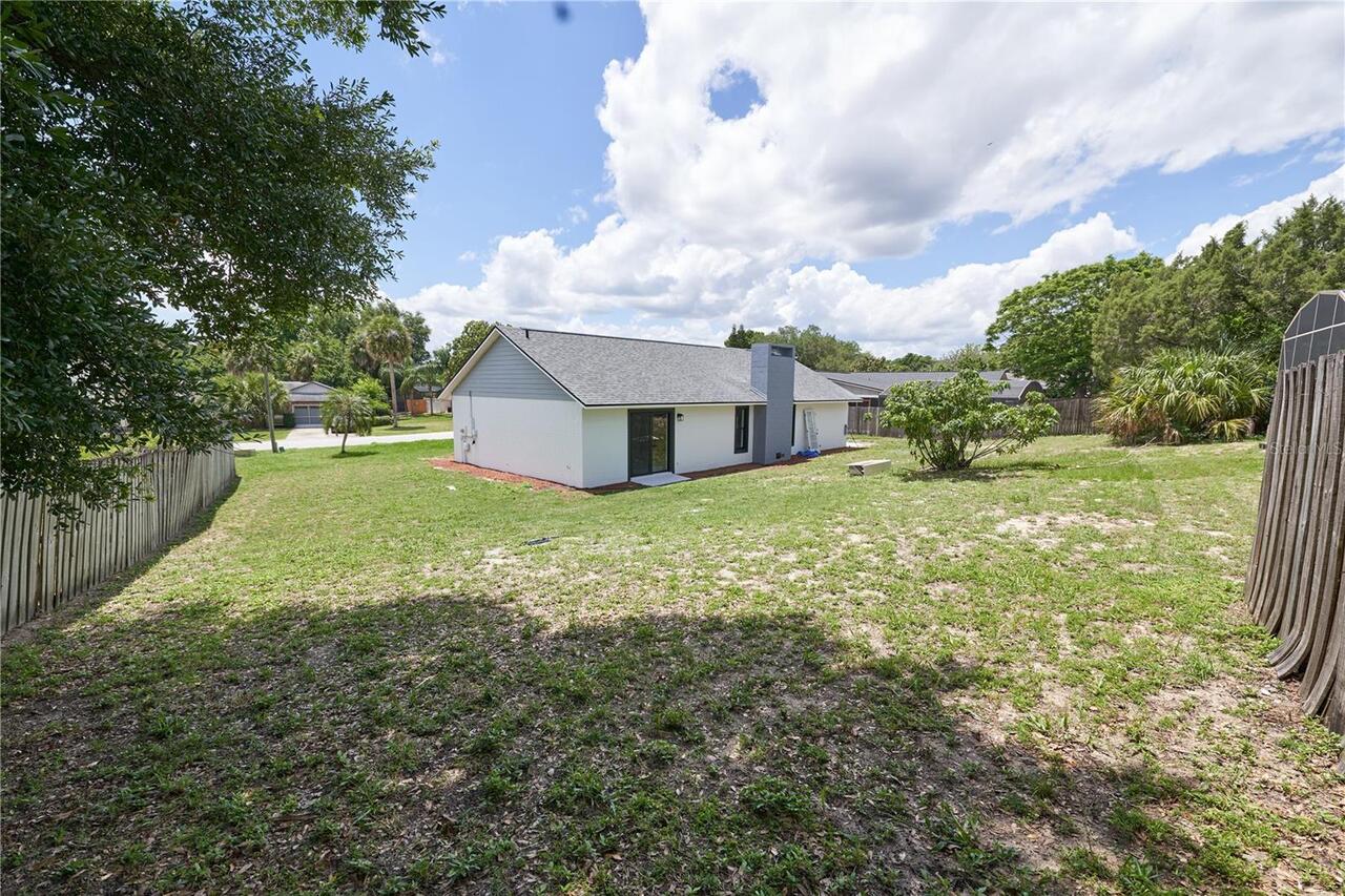 Listing Photo 17