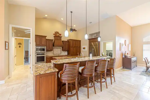 Listing Photo 19