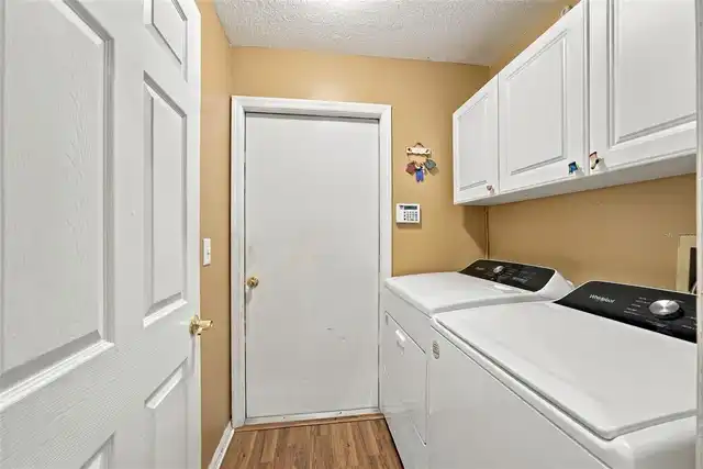 Listing Photo 23