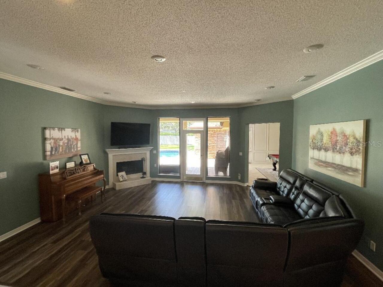 Listing Photo 7