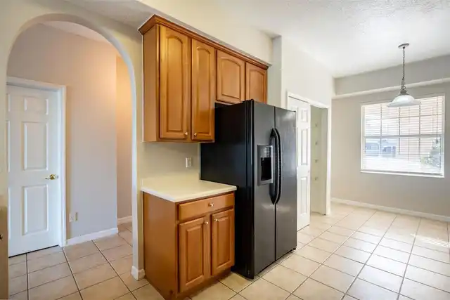 Listing Photo 7