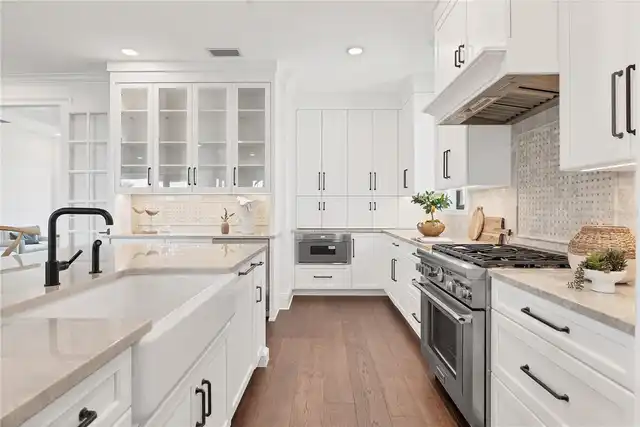 Listing Photo 18