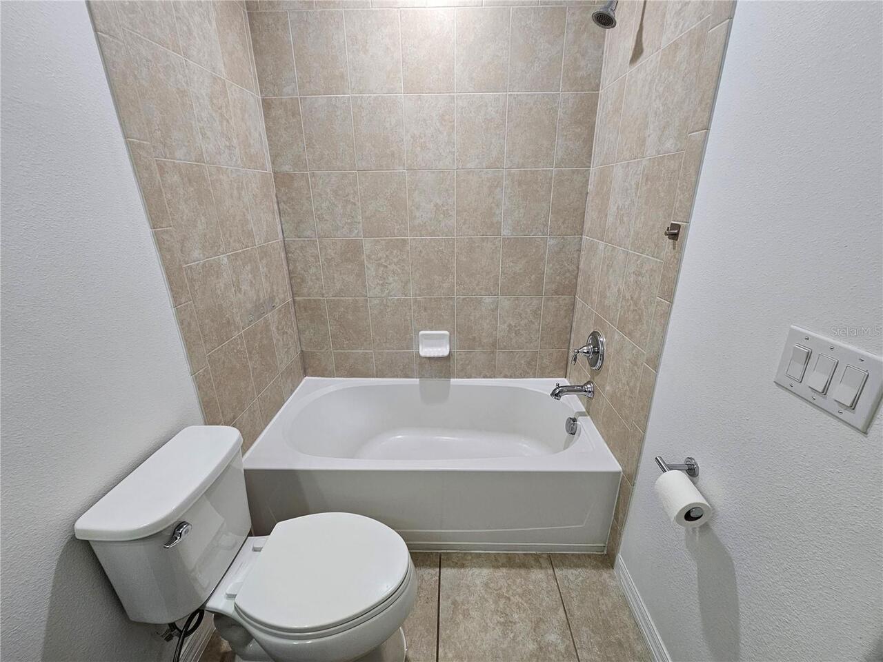 Listing Photo 16