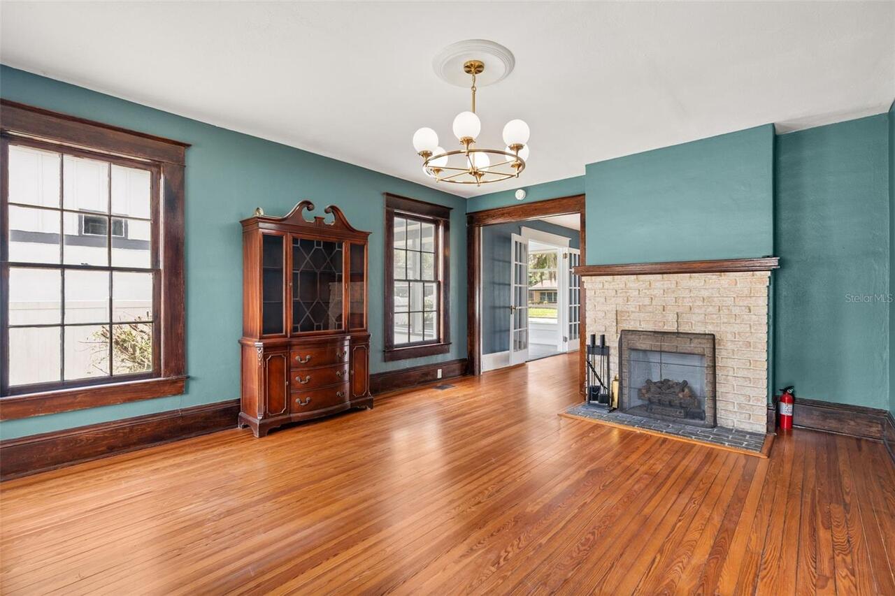Listing Photo 8