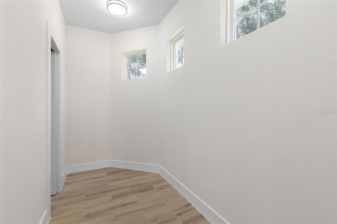 Listing Photo 33