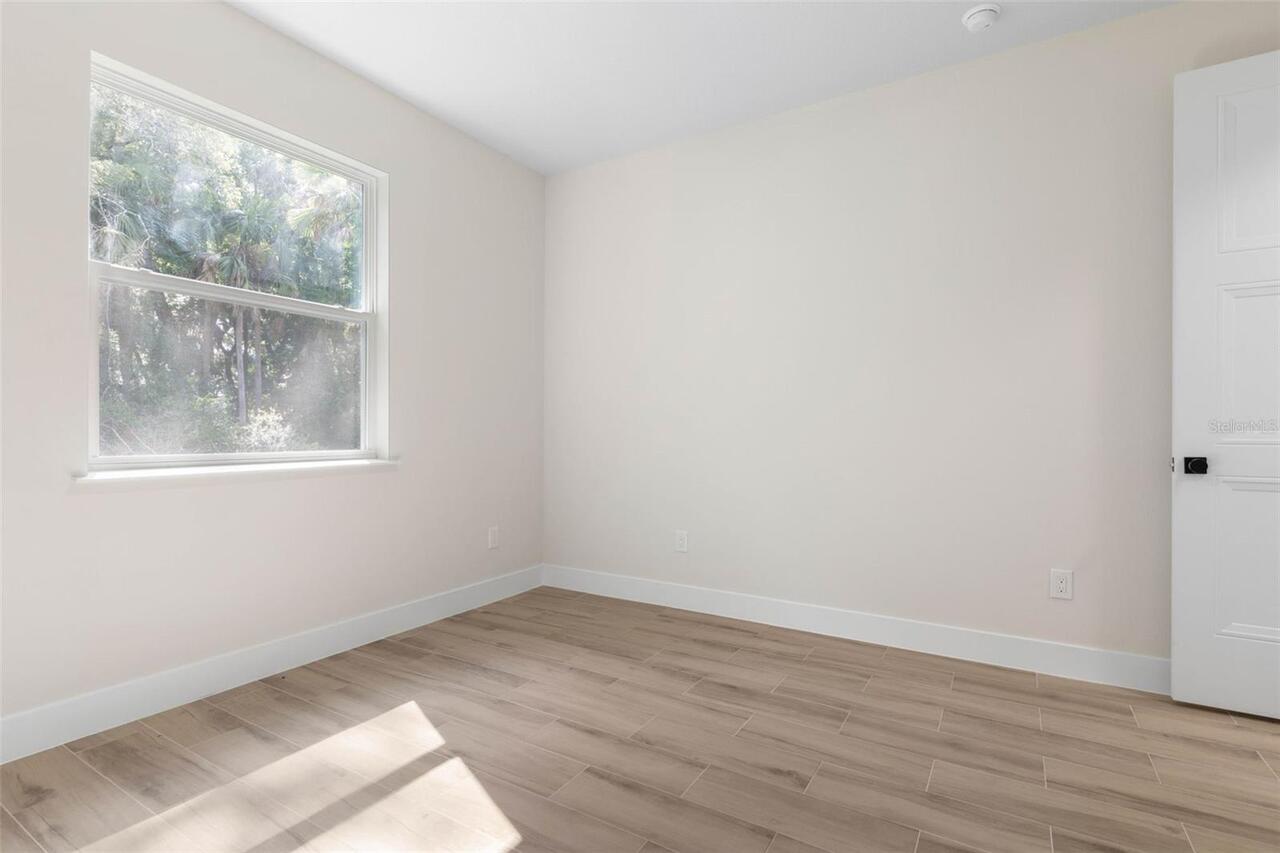 Listing Photo 41