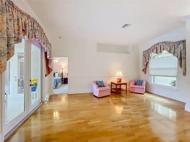 Listing Photo 42