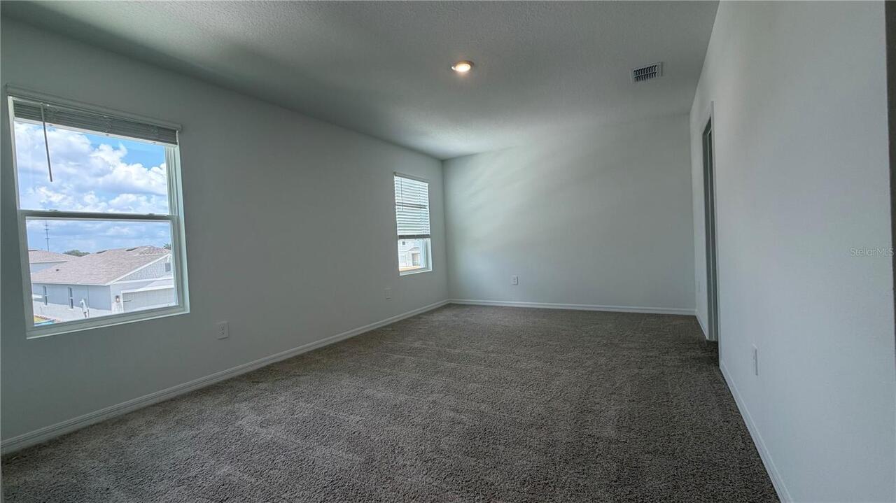 Listing Photo 35