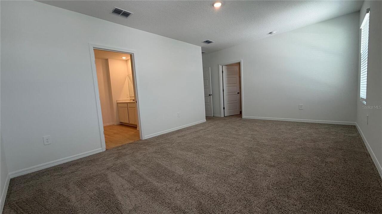 Listing Photo 38
