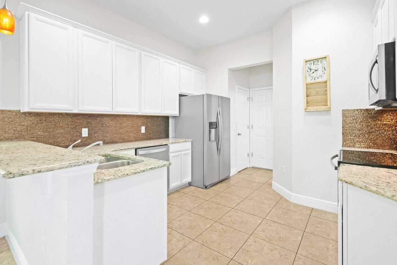 Listing Photo 14