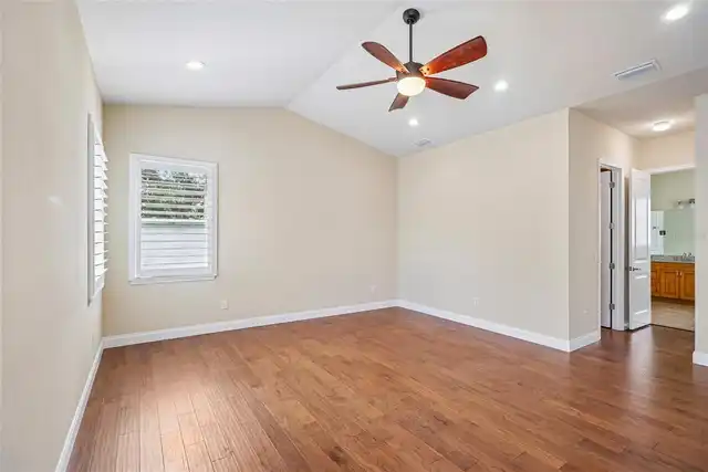 Listing Photo 44