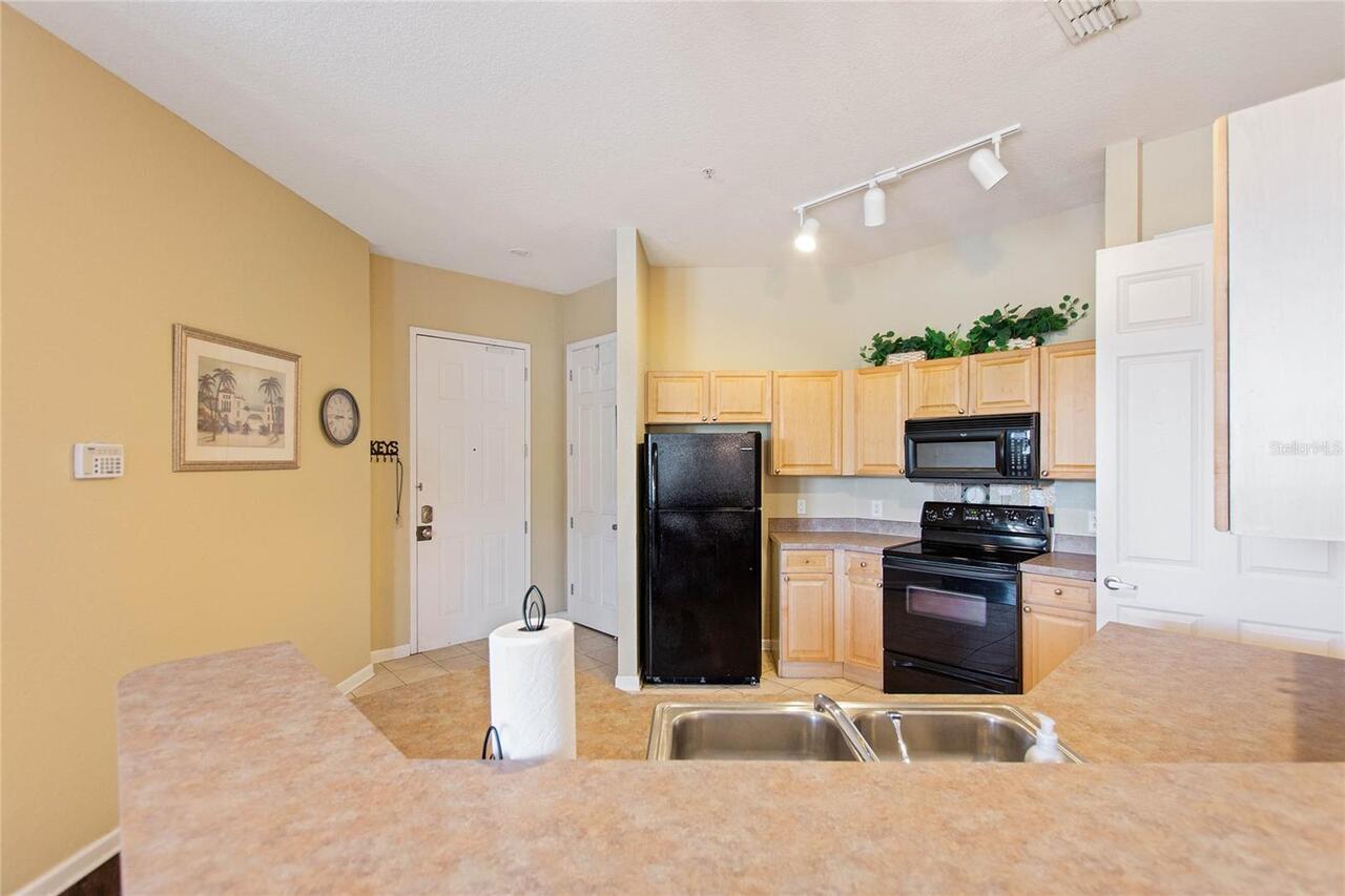 Listing Photo 10