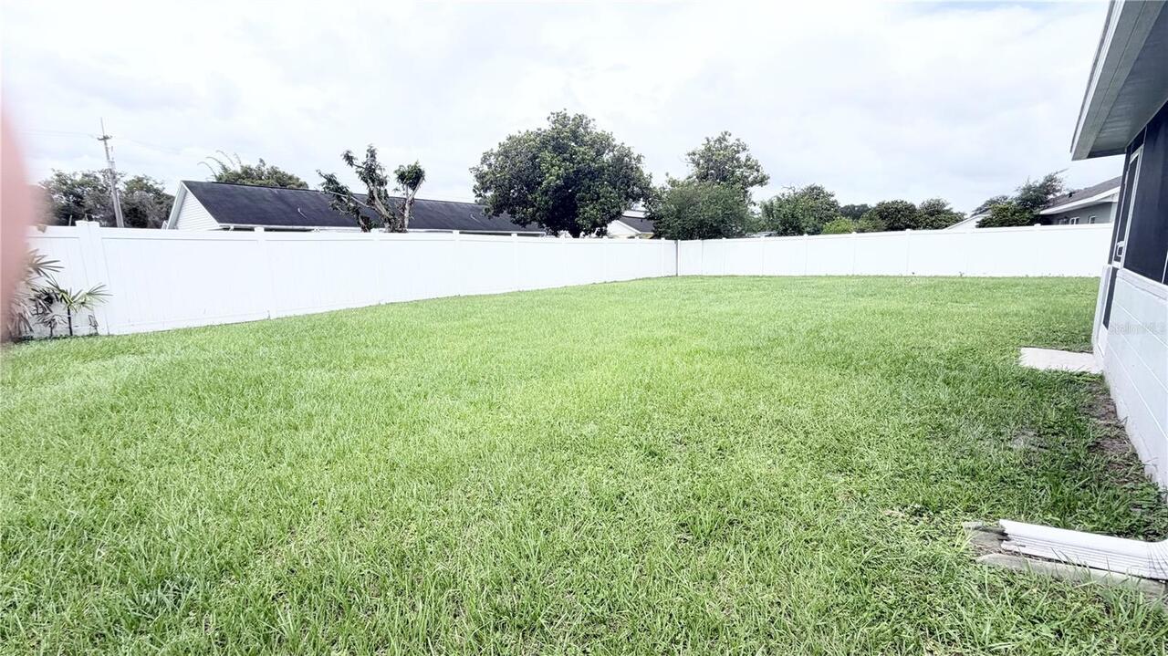 Listing Photo 14