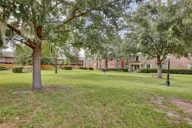 Listing Photo 14