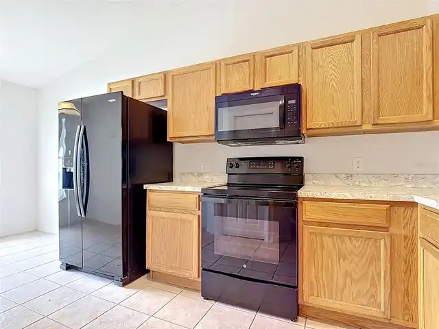 Listing Photo 19