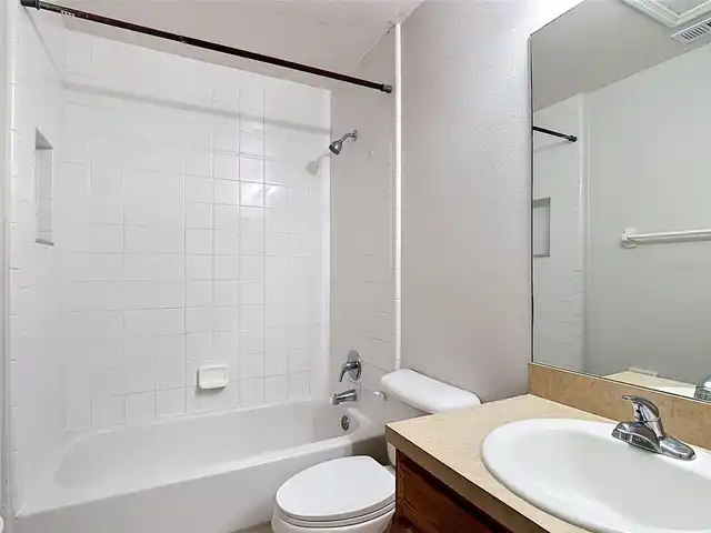 Listing Photo 33