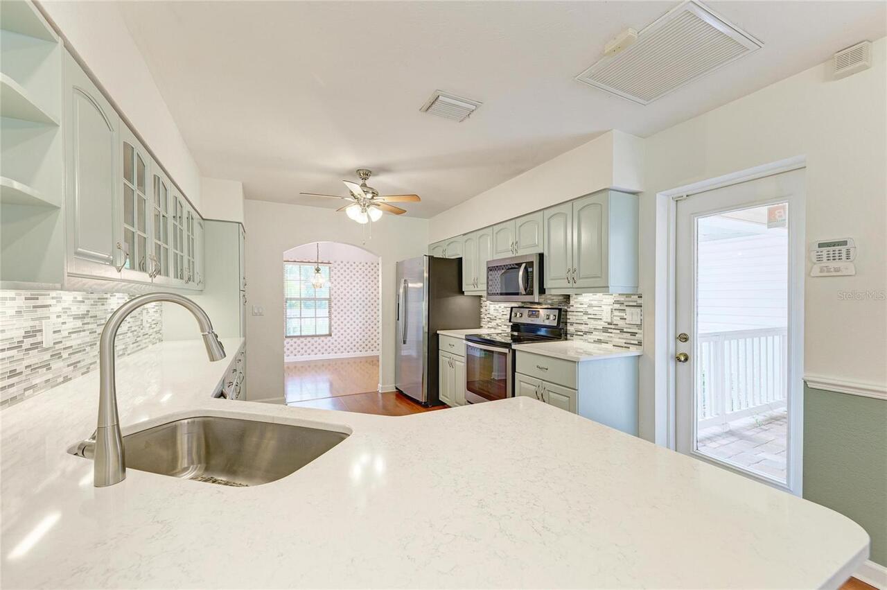 Listing Photo 16