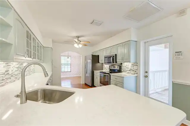 Listing Photo 17