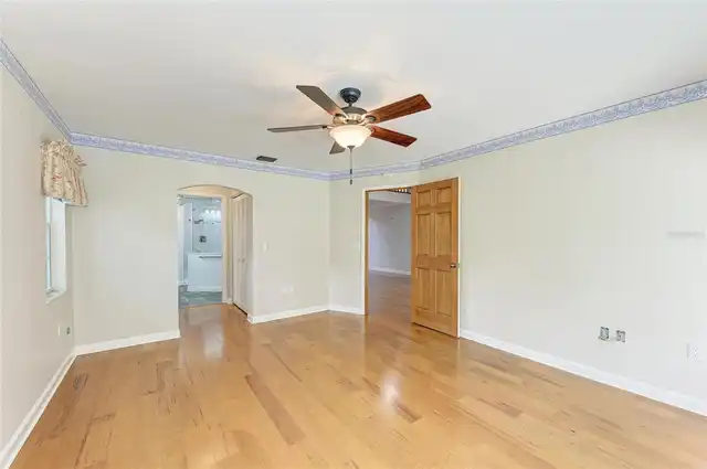 Listing Photo 26