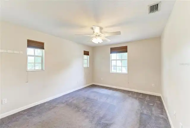 Listing Photo 37