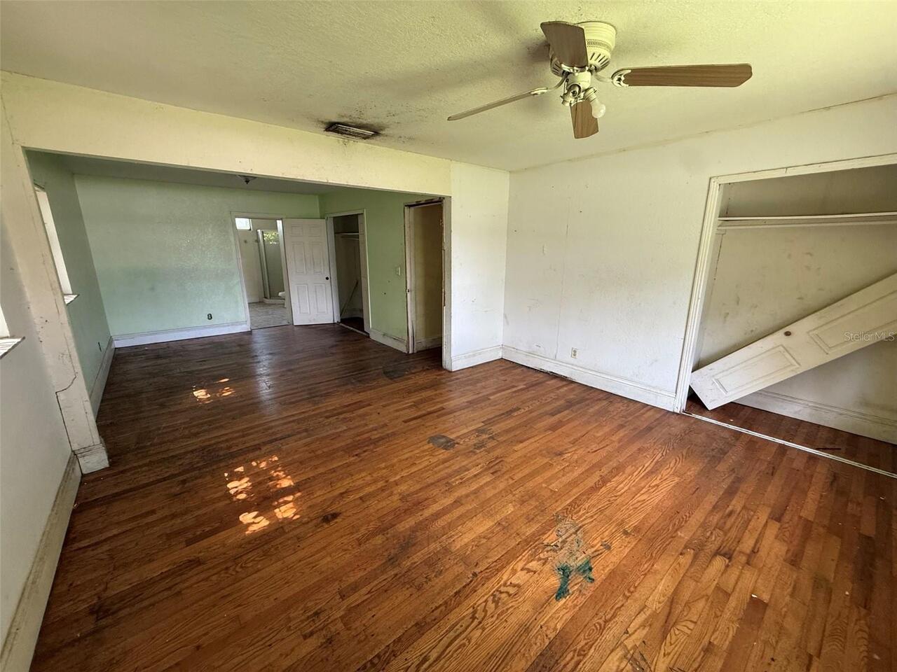 Listing Photo 8