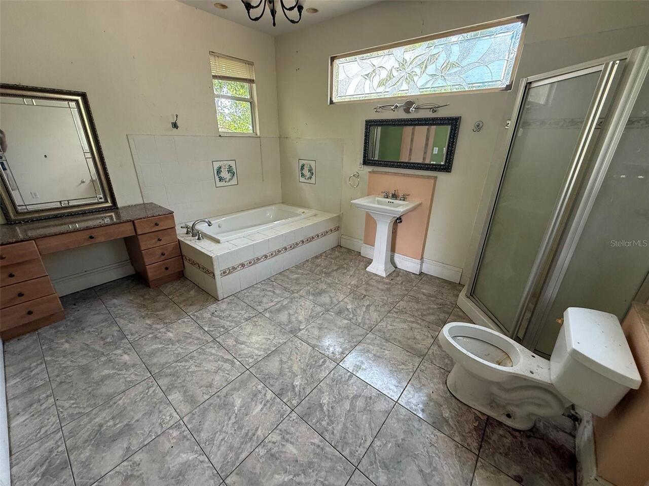 Listing Photo 9