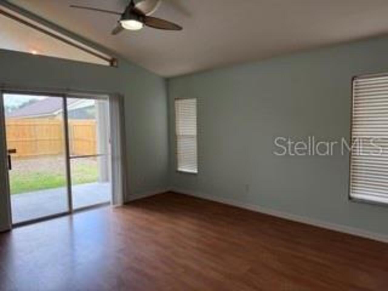 Listing Photo 8