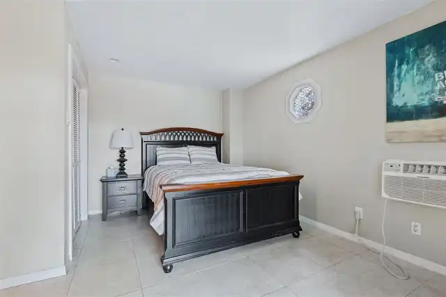 Listing Photo 34