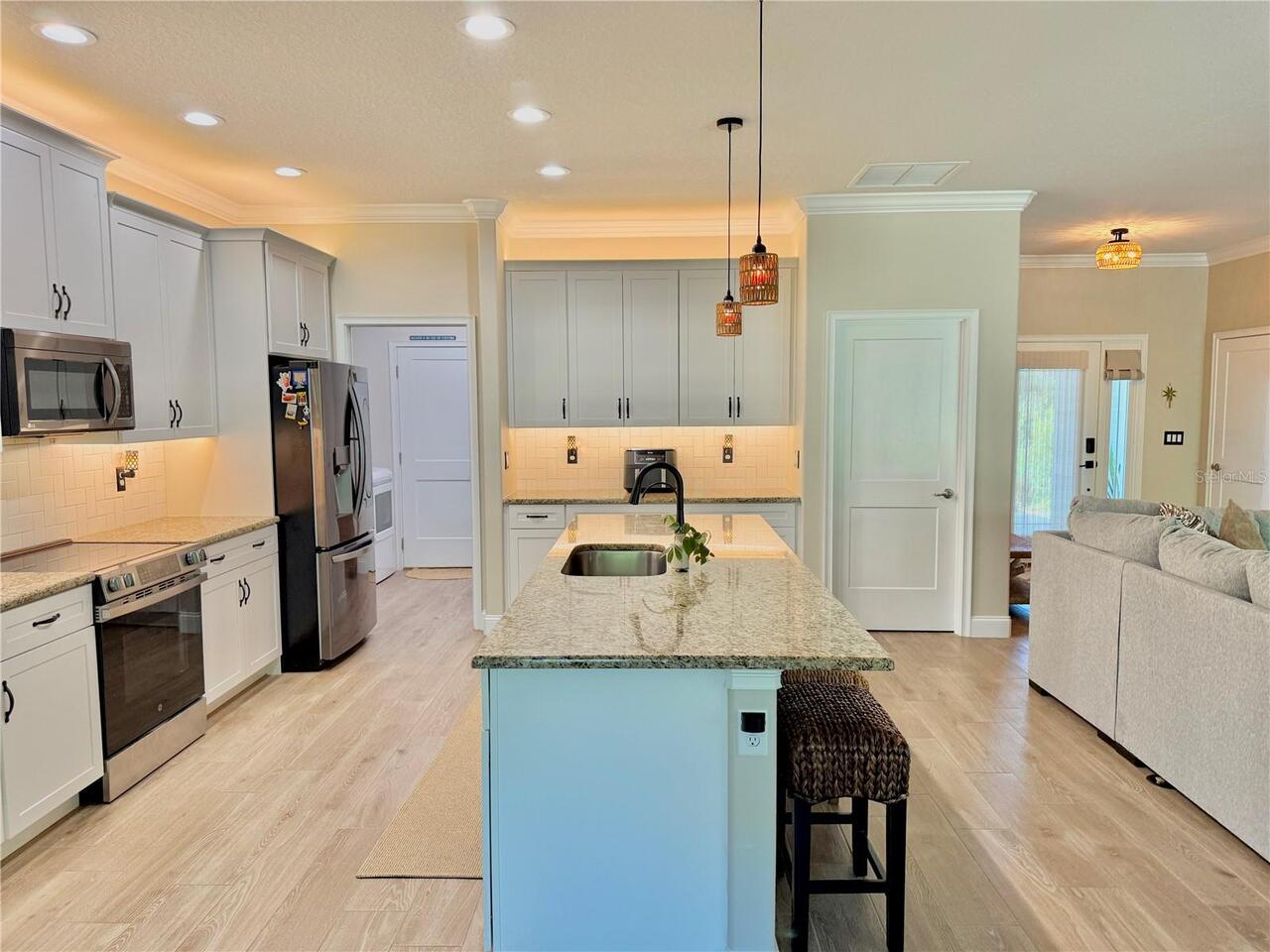 Listing Photo 15