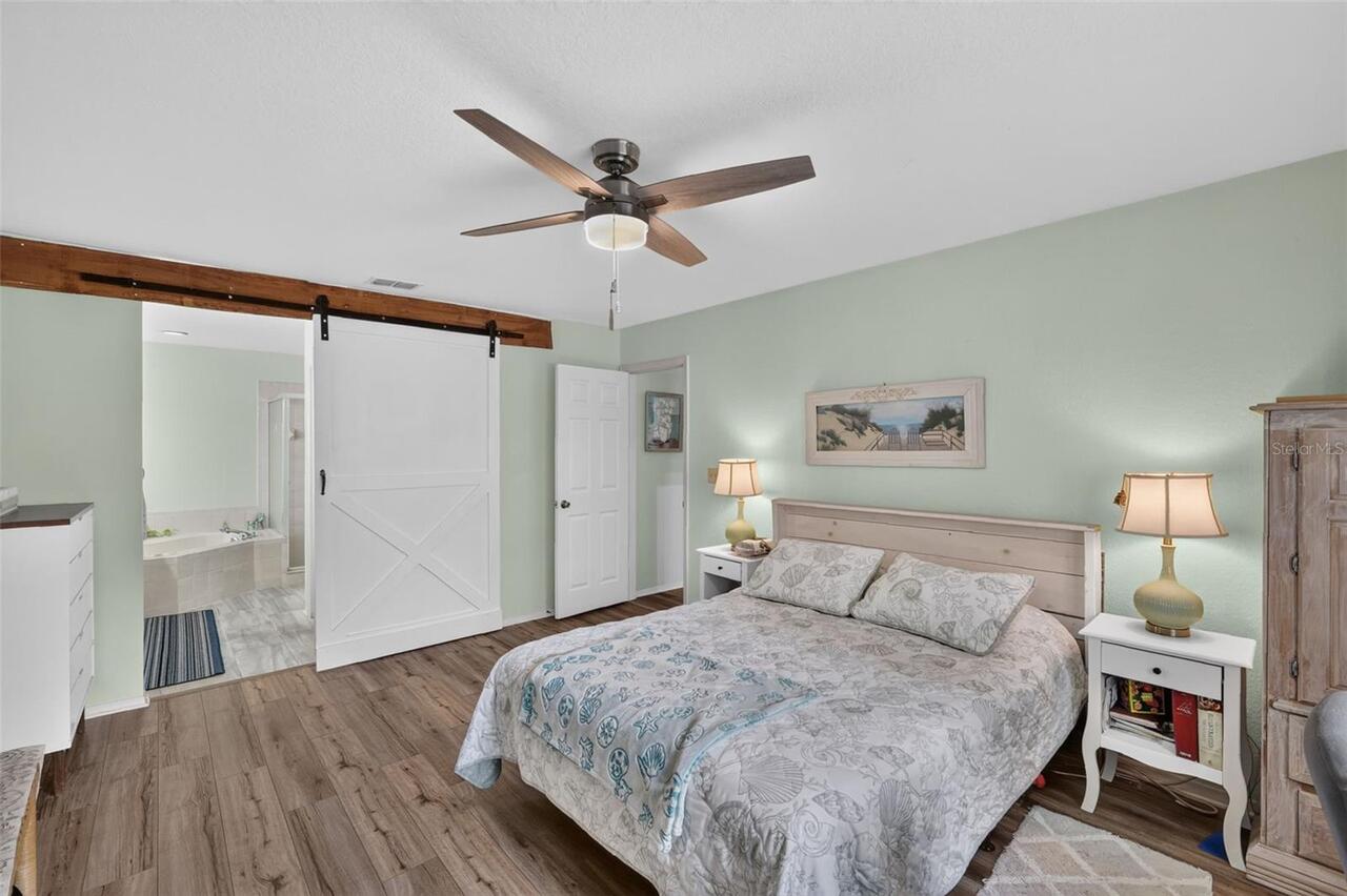 Listing Photo 18