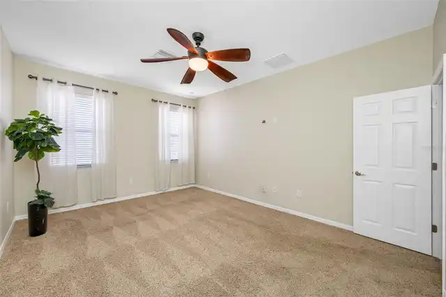Listing Photo 28