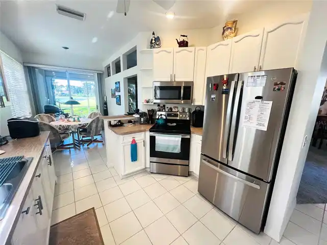 Listing Photo 9
