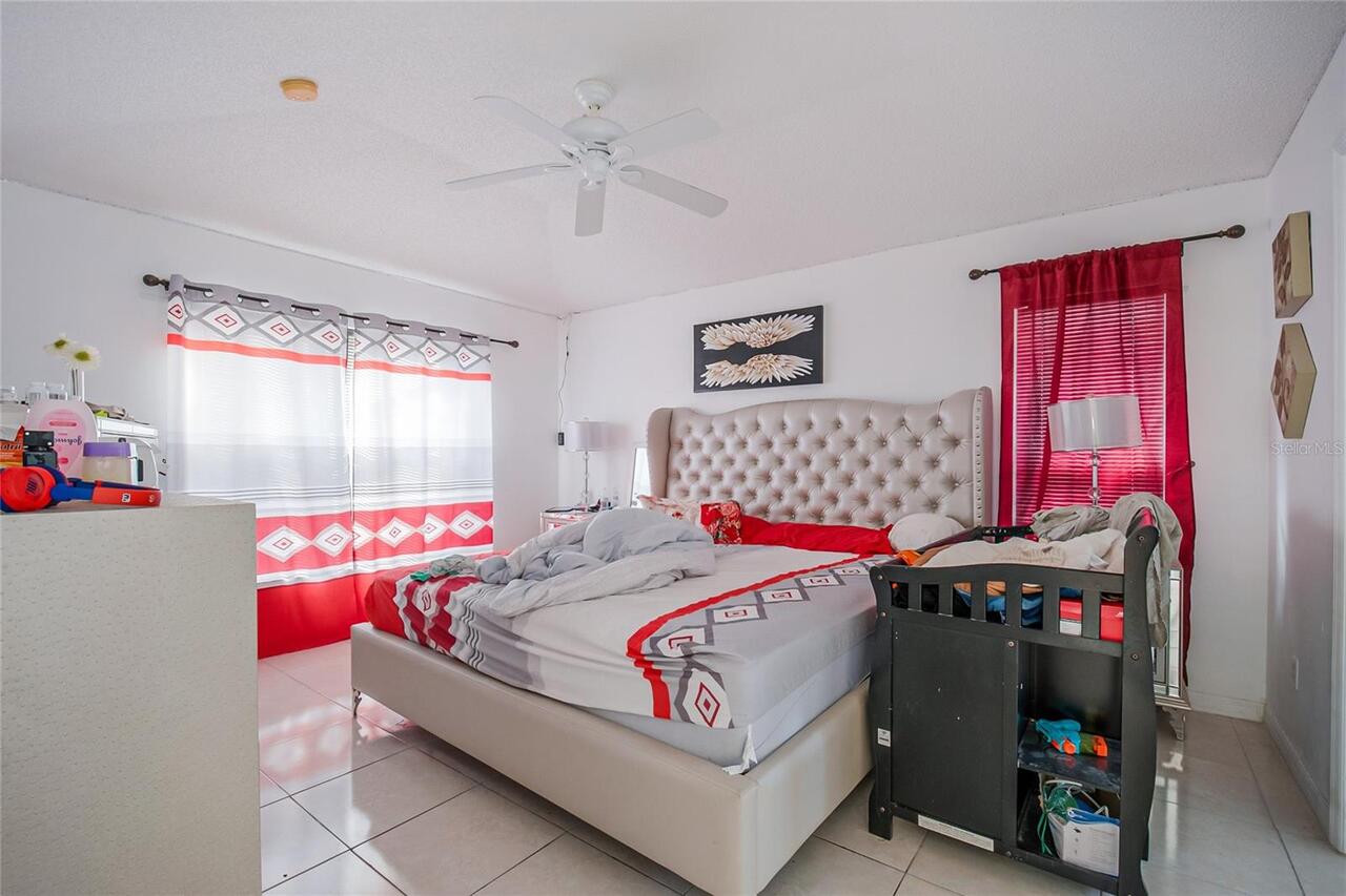 Listing Photo 12