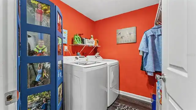 Listing Photo 9