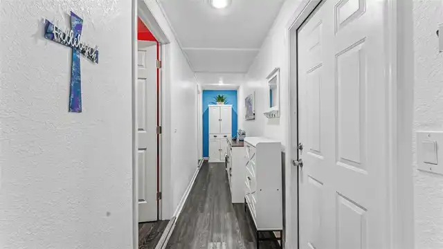 Listing Photo 18