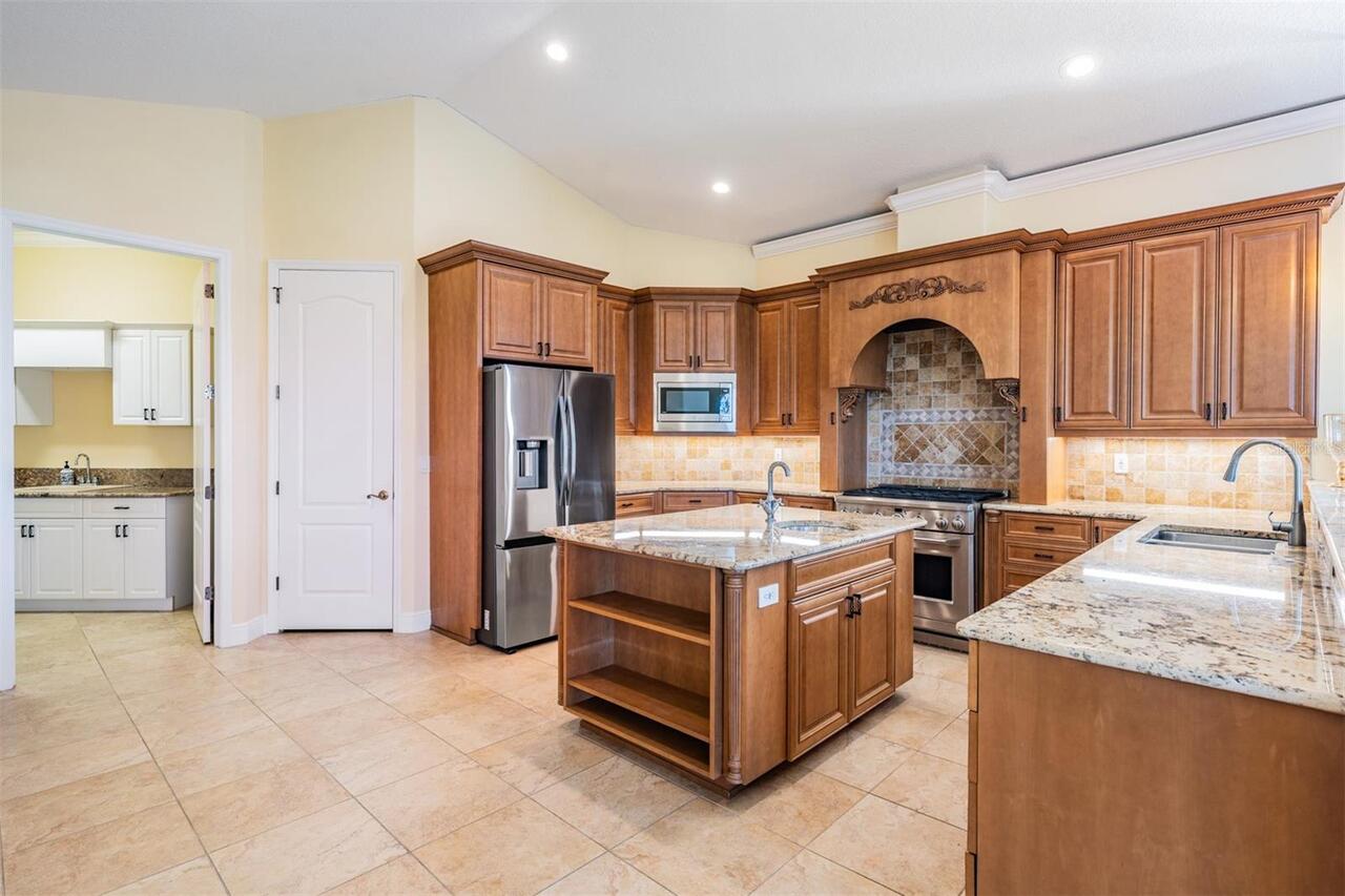 Listing Photo 18