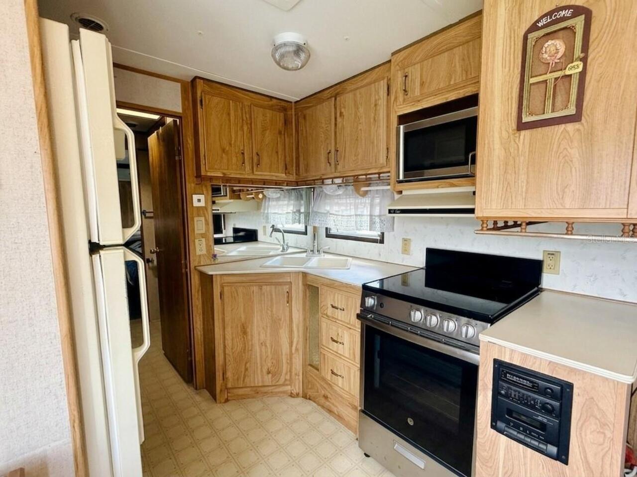 Listing Photo 6