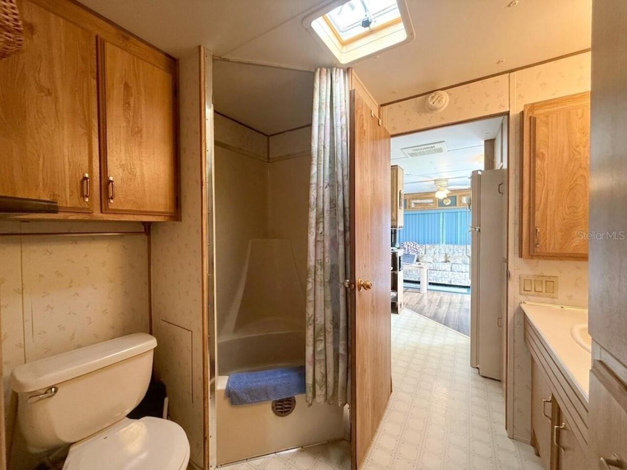 Listing Photo 10