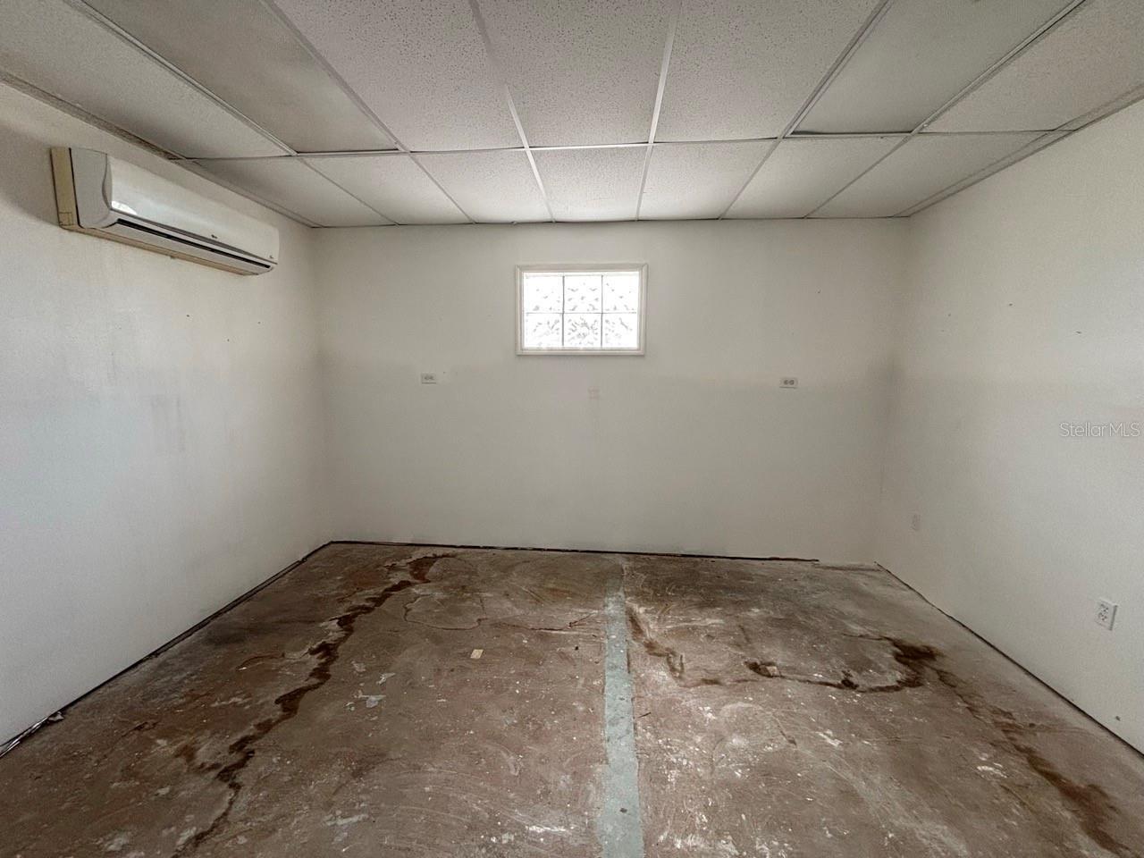 Listing Photo 10