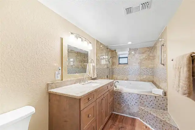 Listing Photo 22