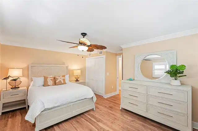 Listing Photo 24