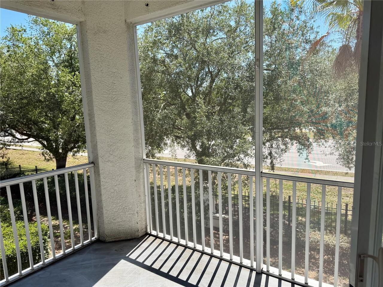 Listing Photo 8