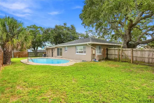 Listing Photo 41