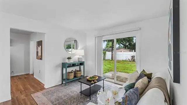 Listing Photo 6